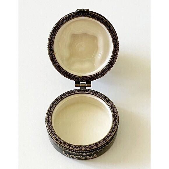 St. Basil's Cathedral Moscow Trinket Box Ceramic Hinged Enamel Red Square FLAW - Picture 7 of 8